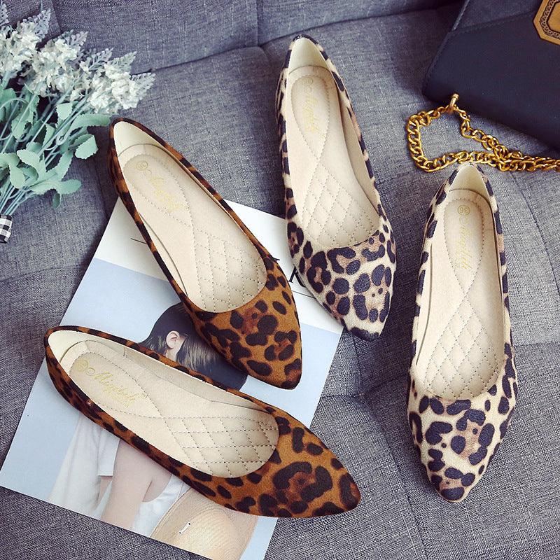 Leopard-print pointed toe flats