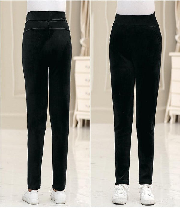 Middle-aged Mother Wears Velvet Trousers - amazitshop