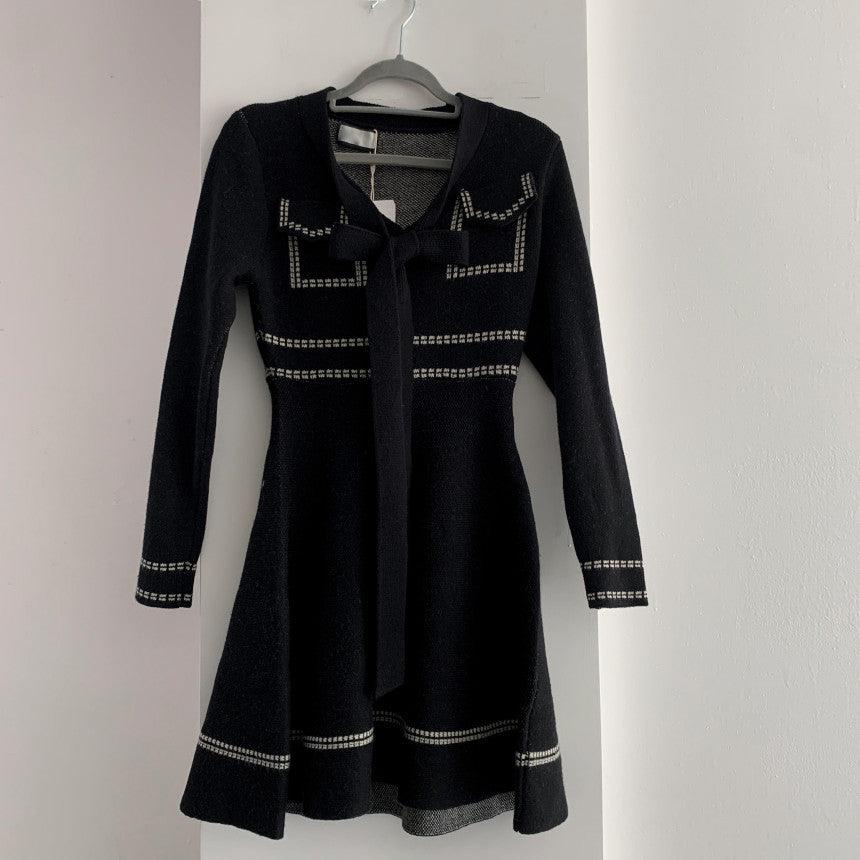 Contrasting Color Thread Design Sense Age - reducing Lace - up Knitted Long - sleeved Dress - Amazitshop