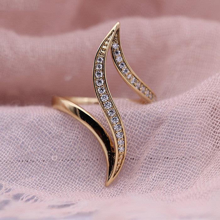 Fashion Exaggerated Curve Rose Gold Women Ring - Amazitshop