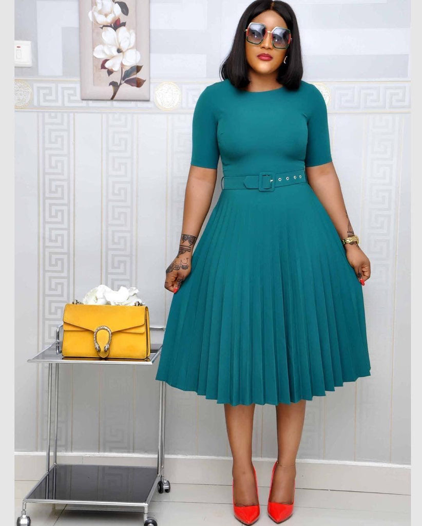 Round Neck Plus Size Mother's Dress Female Pleated Dress - amazitshop